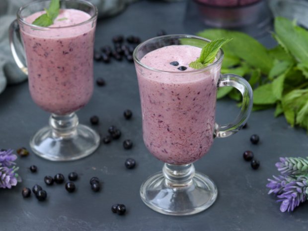 Vitamina de Framboesa e Abacaxi