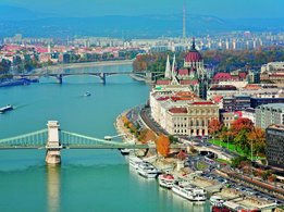 [Translate to Brasil - Portuguese:] Budapest with the Danube